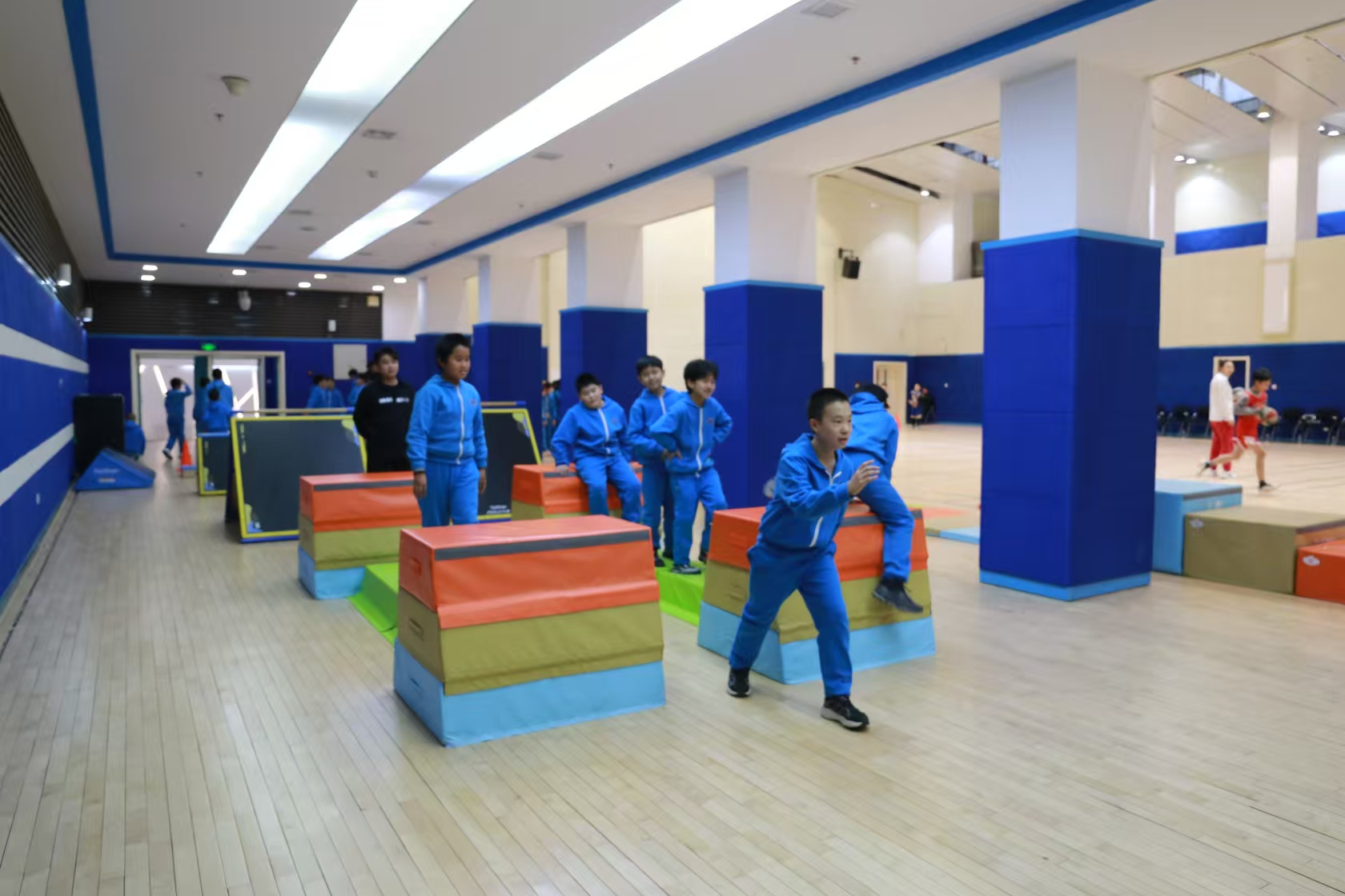 yl8cc永利体育跑酷器材进京“炫秀”